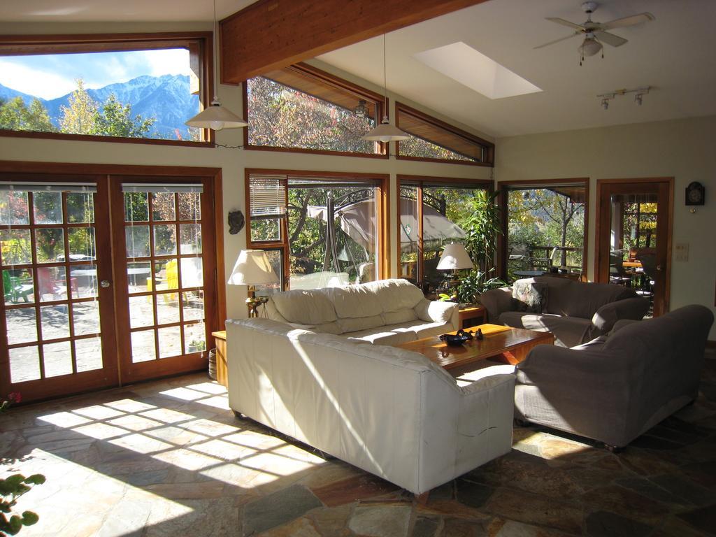 Kapristo Lodge Golden Εξωτερικό φωτογραφία